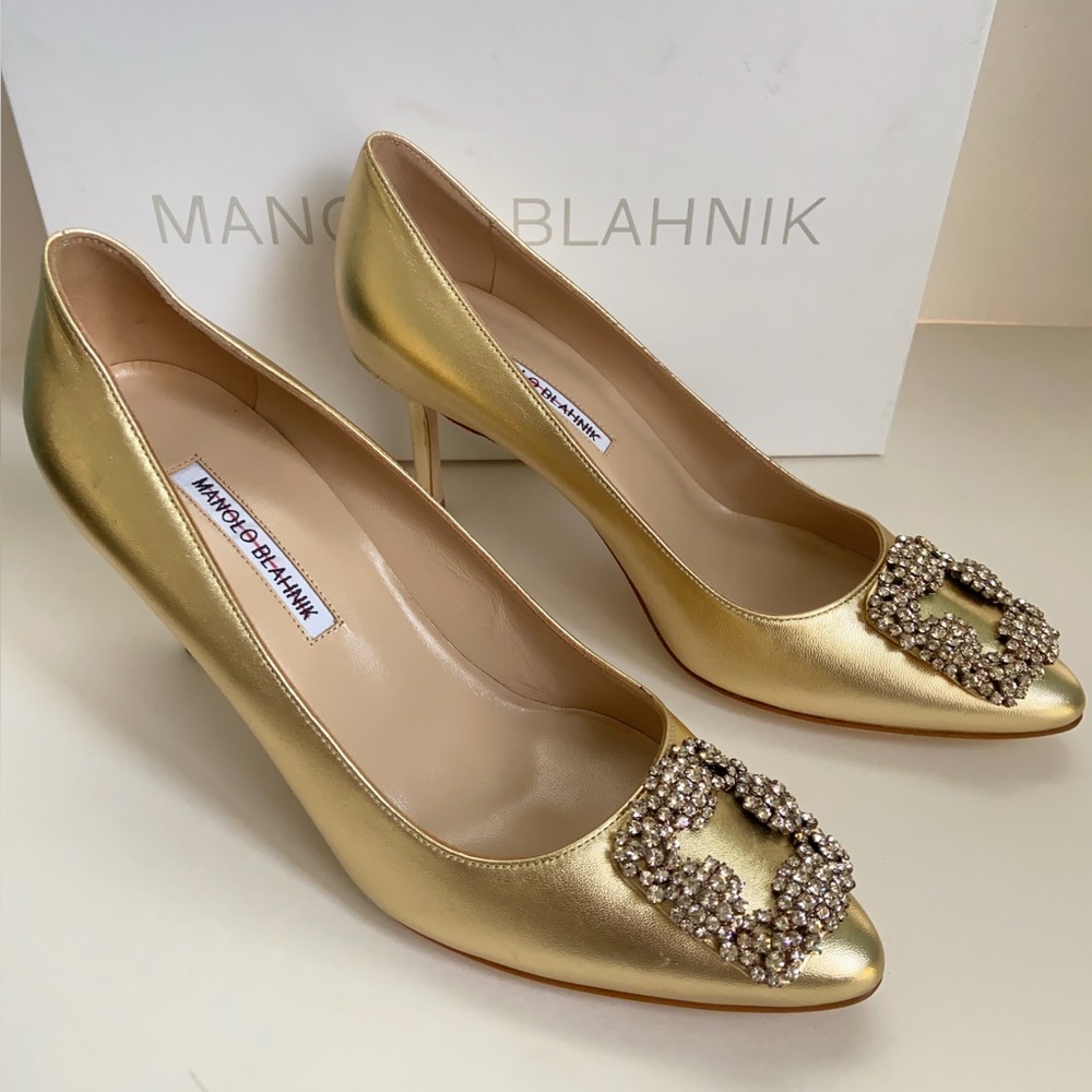Manolo Blahnik Hangisi 70 Embellished Satin Pumps